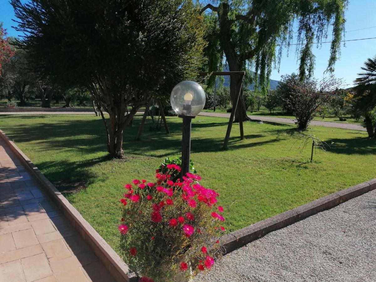 Il Patio Alghero ซานตา มาเรีย ลา ปาลมา ภายนอก รูปภาพ